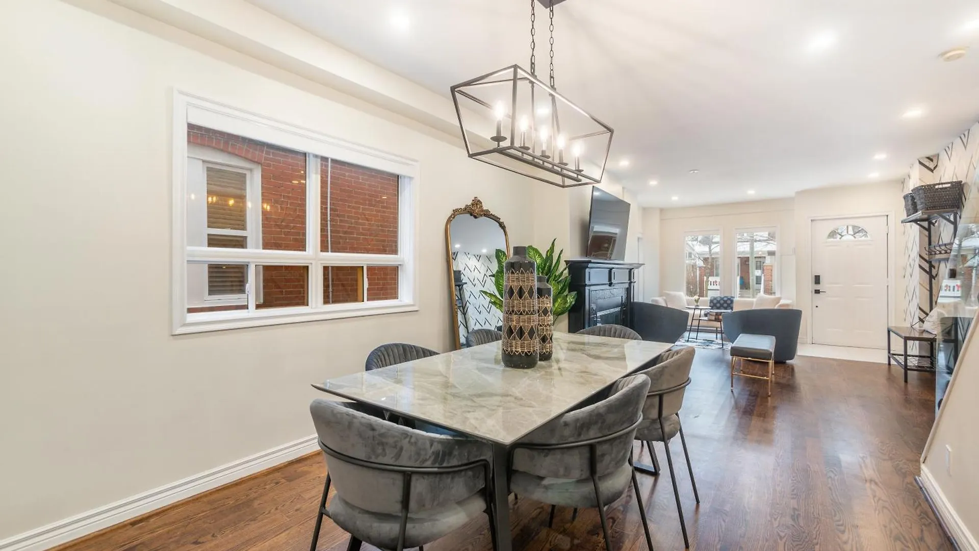 Designer 3Br & 2Wr Townhouse Lägenhet Toronto