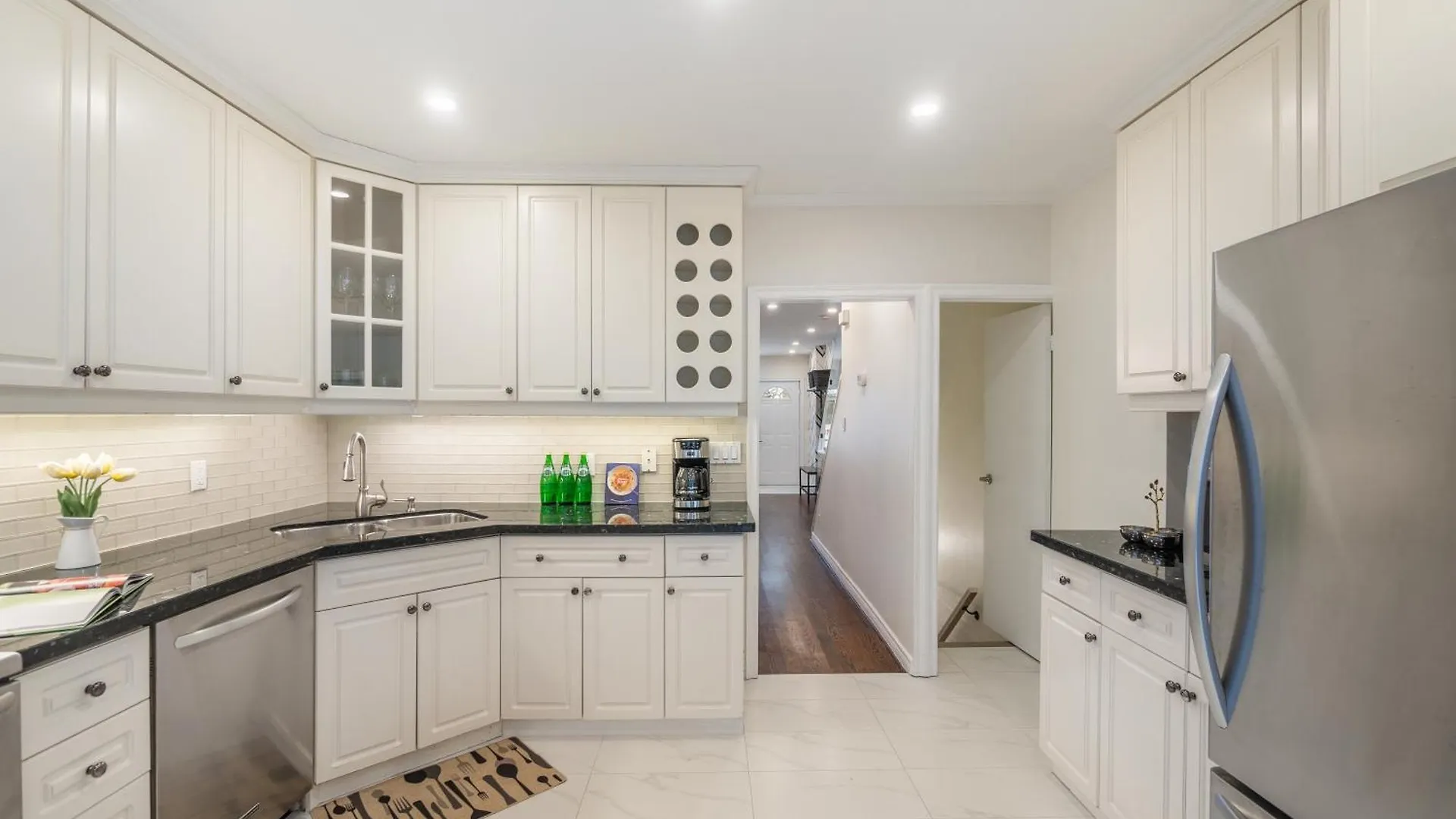Designer 3Br & 2Wr Townhouse Lägenhet Toronto 0*,  Kanada
