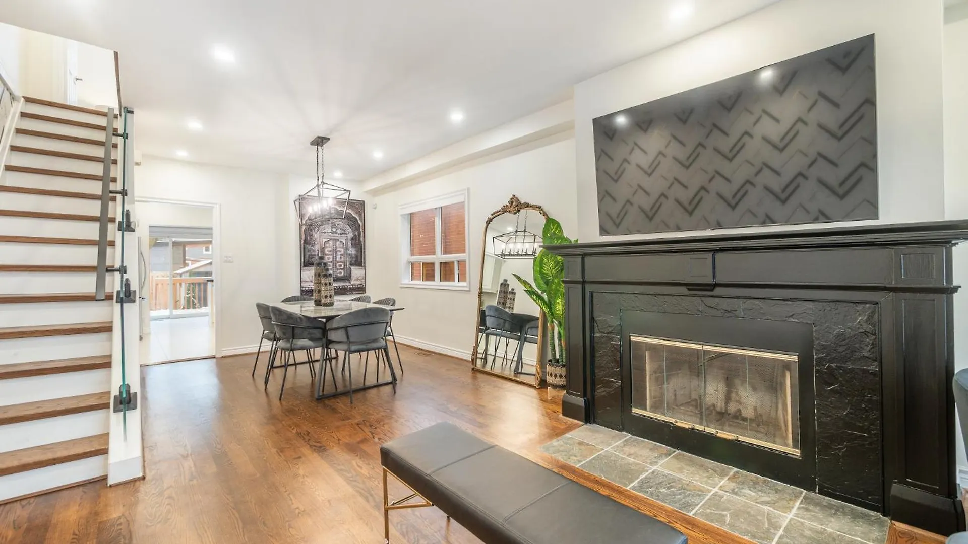 Designer 3Br & 2Wr Townhouse Lägenhet Toronto
